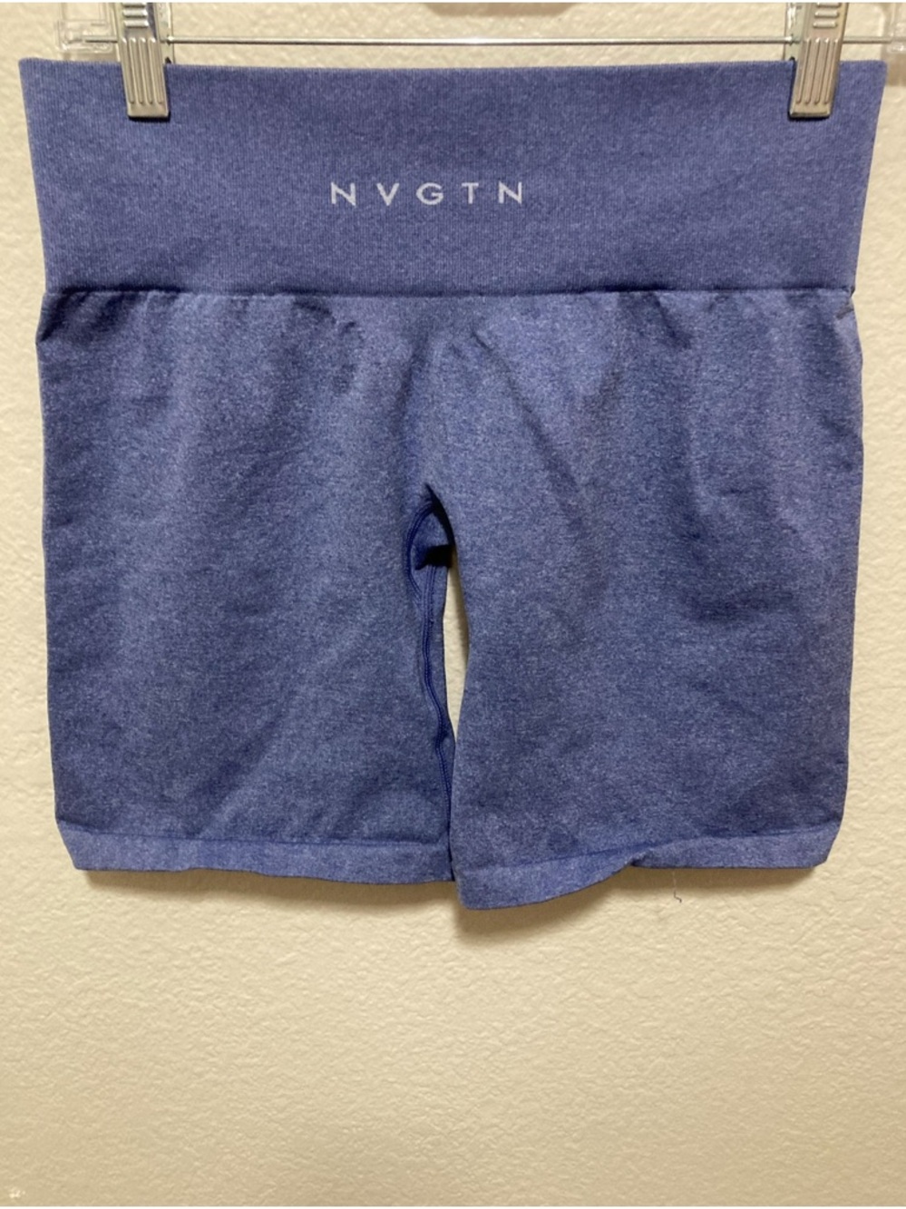 NVGTN Royale Pro Seamless Shorts Medium High Waisted Gym Activewear - Picture 3 of 5